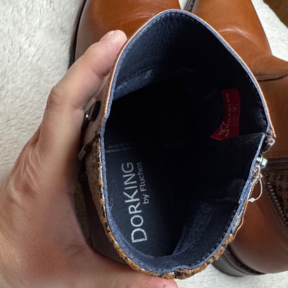 NWT Dorking Elegant Brown Leather Ankle Boots sz 37 (6.5) - Picture 6 of 9